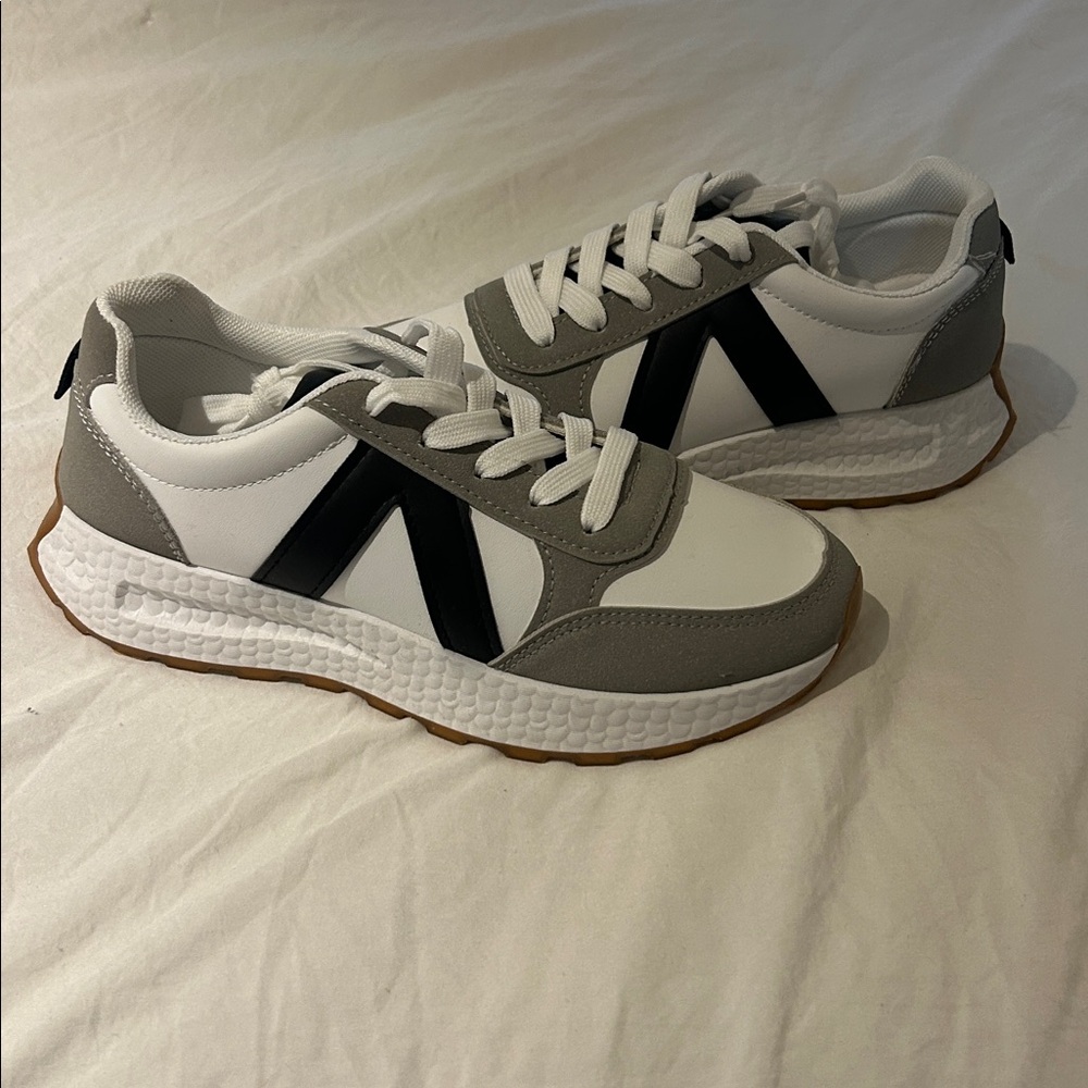Cozy Girl Black and White Sneakers